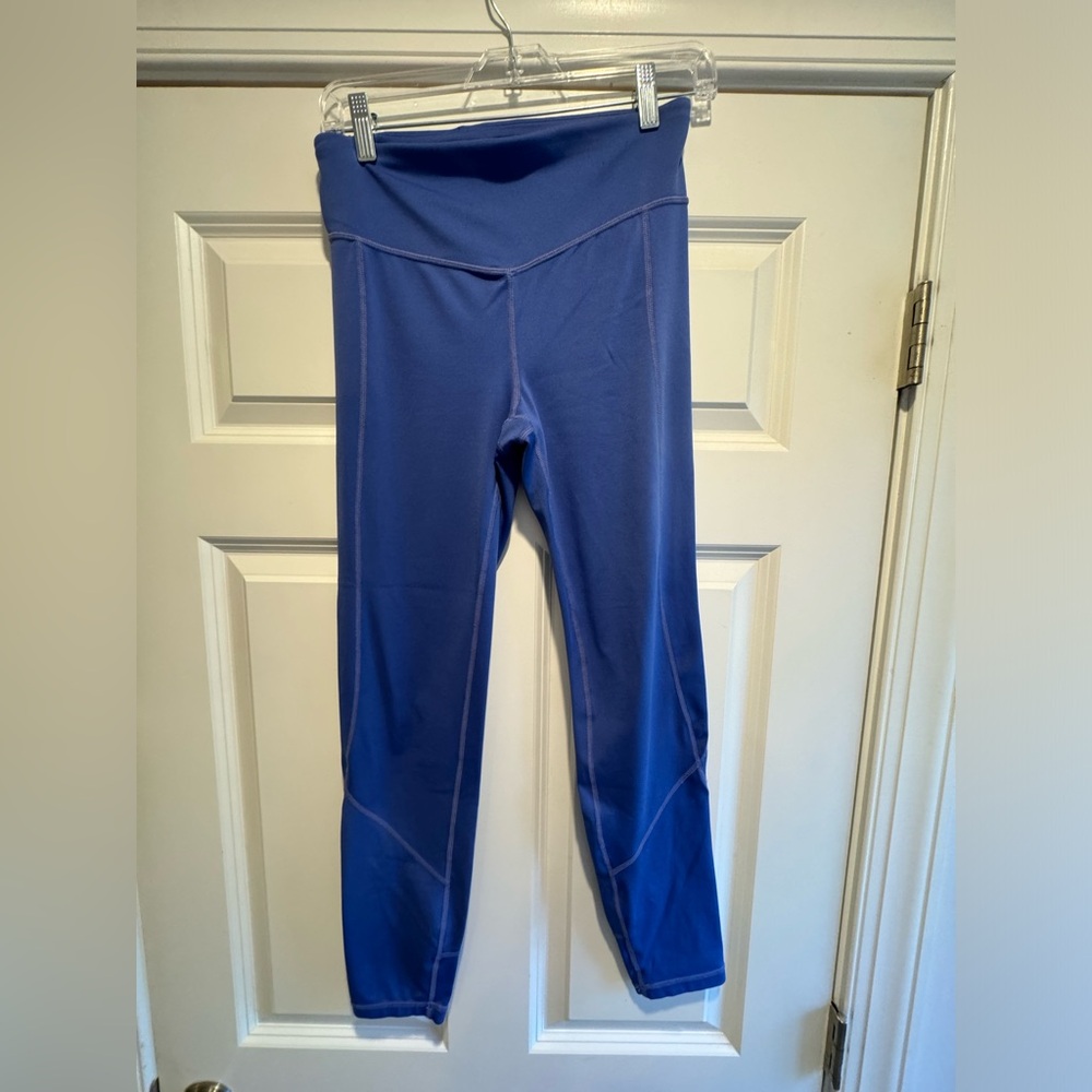 GapFit purple leggings